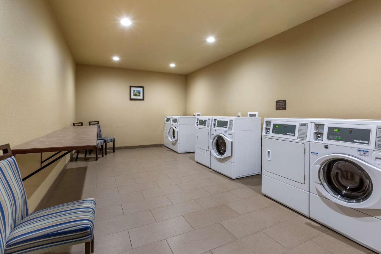 Comfort Inn & Suites Near Mt Rushmore Hill City Luaran gambar
